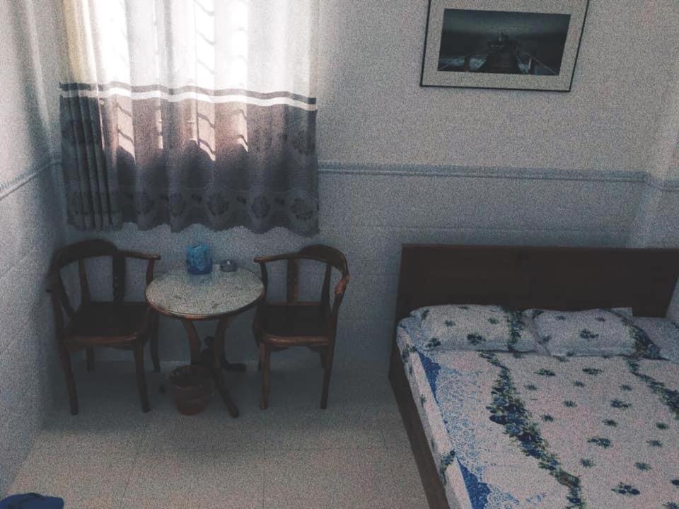 Nha Nghi Van Anh Ap Rach Meo Exteriör bild
